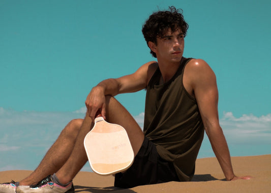 8 Best Pickleball Paddles for Men: Power, Performance & Durability