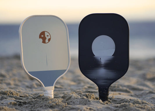 Fiberglass vs. Carbon Fiber Pickleball Paddles: Which to Choose?