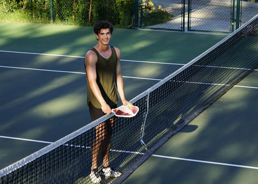 6 Factors to Consider When Choosing the Right Pickleball Paddle Weight